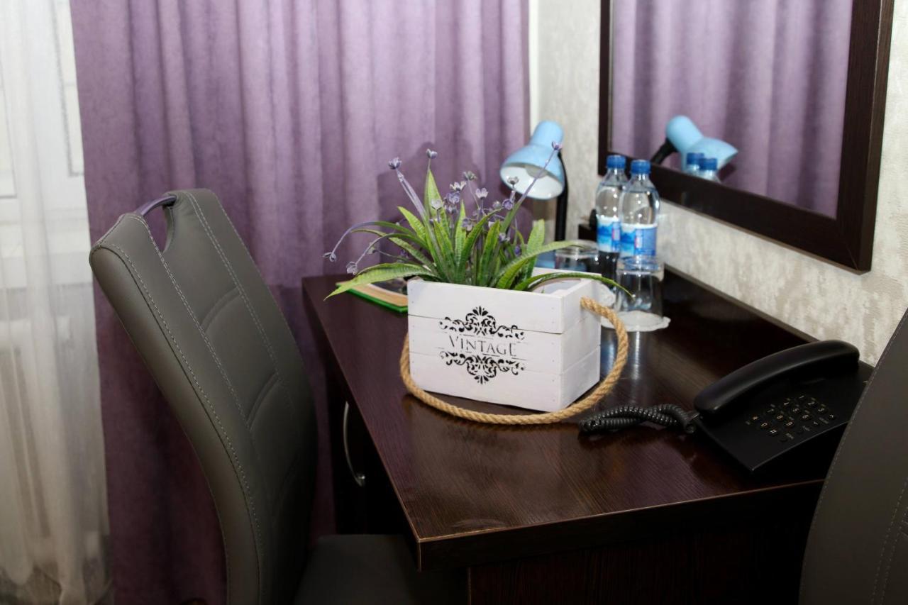 Hotel Tourist Rivne Exterior photo