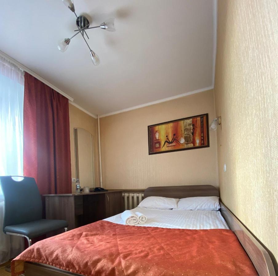 Hotel Tourist Rivne Exterior photo